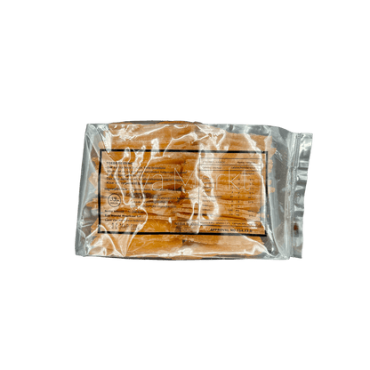 Knusprige Garnelen-Chips von Nesia Food, 6 cm lange, goldbraune Krupuk Udang in einer Schüssel.